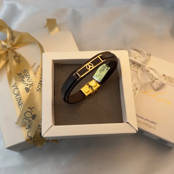 تصویر دوم دستبند طلا چرم Benz مردانه بنز L178